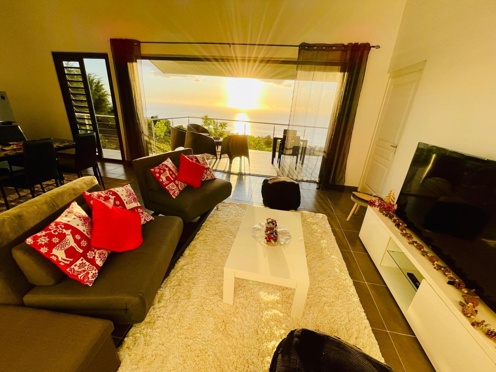 Tahiti Moeatama : Villa Nui Avec Piscine Privee ปาเปเอเต ภายนอก รูปภาพ